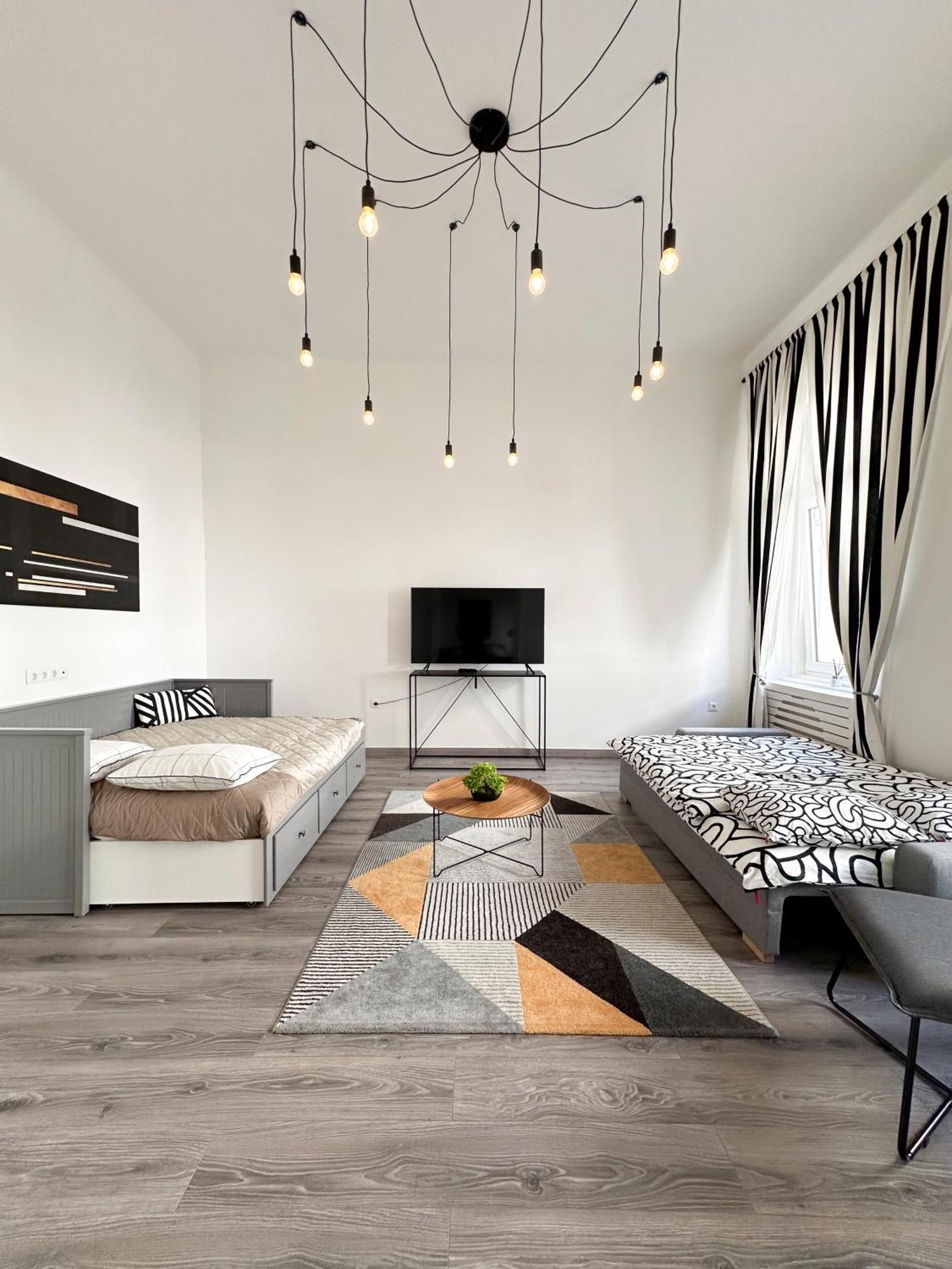R&R Central Apartment Budapest Exteriör bild